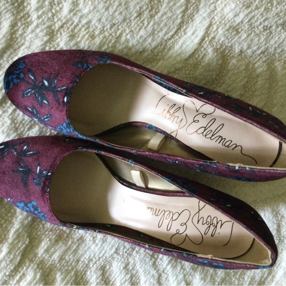 Libby Edelman Women's Burgundy and Blue Floral Heels